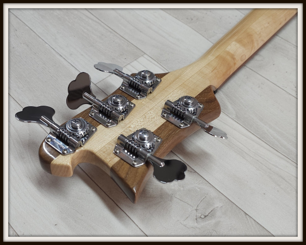 Rickenbacker 4003S/5, Mapleglo, 2nd Hand